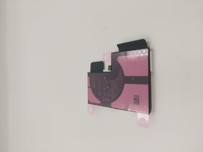 Zamena baterije iPhone 13 Pro — Genuine Apple (Original) baterija — Viper Mobile