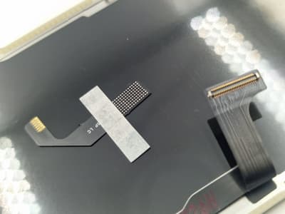 Screen Replacement iPhone 15 Pro — OLED screen — Viper Mobile